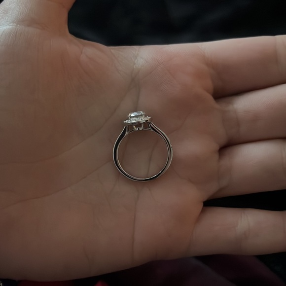 Size 5 Swarovski Attract Light Round Ring. Worn once or twice - Picture 3 of 5